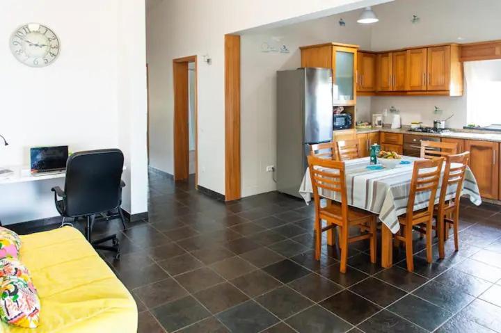 Porto Martins Relax Flat - Al Βίλα Praia da Vitória Εξωτερικό φωτογραφία