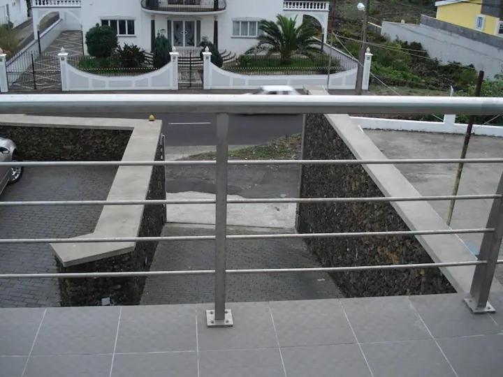 Porto Martins Relax Flat - Al Βίλα Praia da Vitória Εξωτερικό φωτογραφία